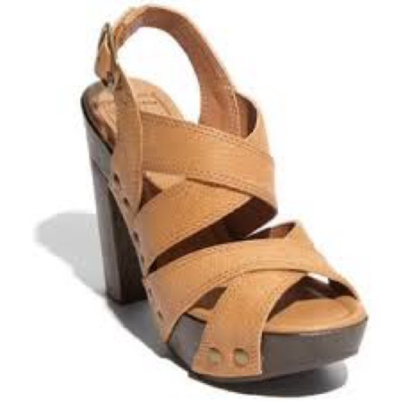 Lucky Brand Tan Platform Sandals - Picture 1 of 6